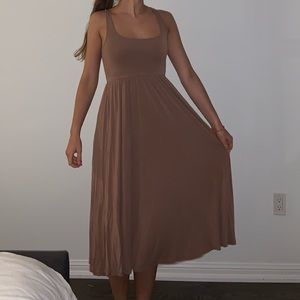 Aritzia Wilfred Pink Beige Maxi Long Dress Comfy
